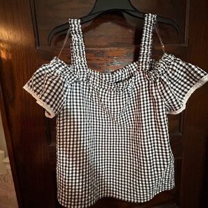 A. Byer Black and White Flutter Sleeve Smocked Blouse